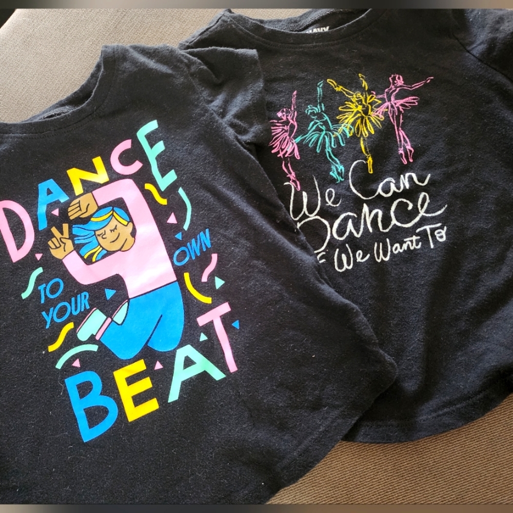 2 for $6 - Old Navy Short Sleeve Tees Size 2T